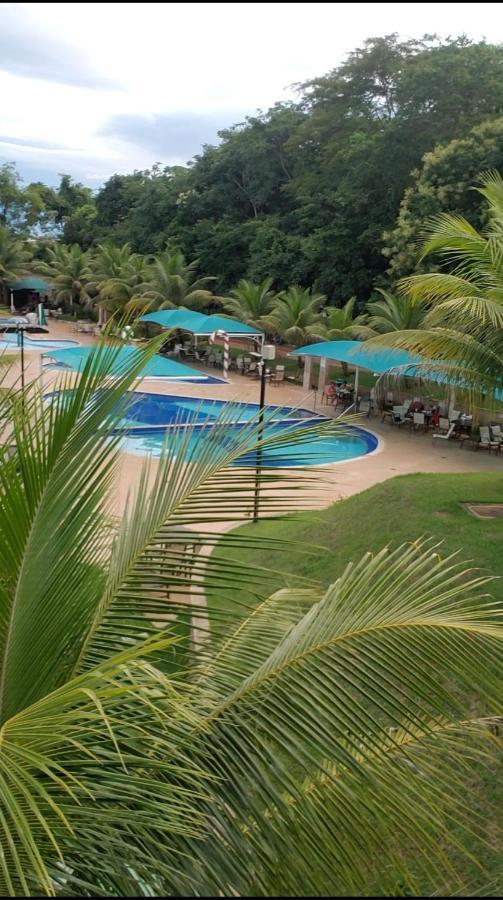 Aldeia Do Lago Caldas Novas Lindo Apt Com Cozinha Mobilia Nova Pode Levar Bebidas Na Area Das Piscinas Exteriör bild