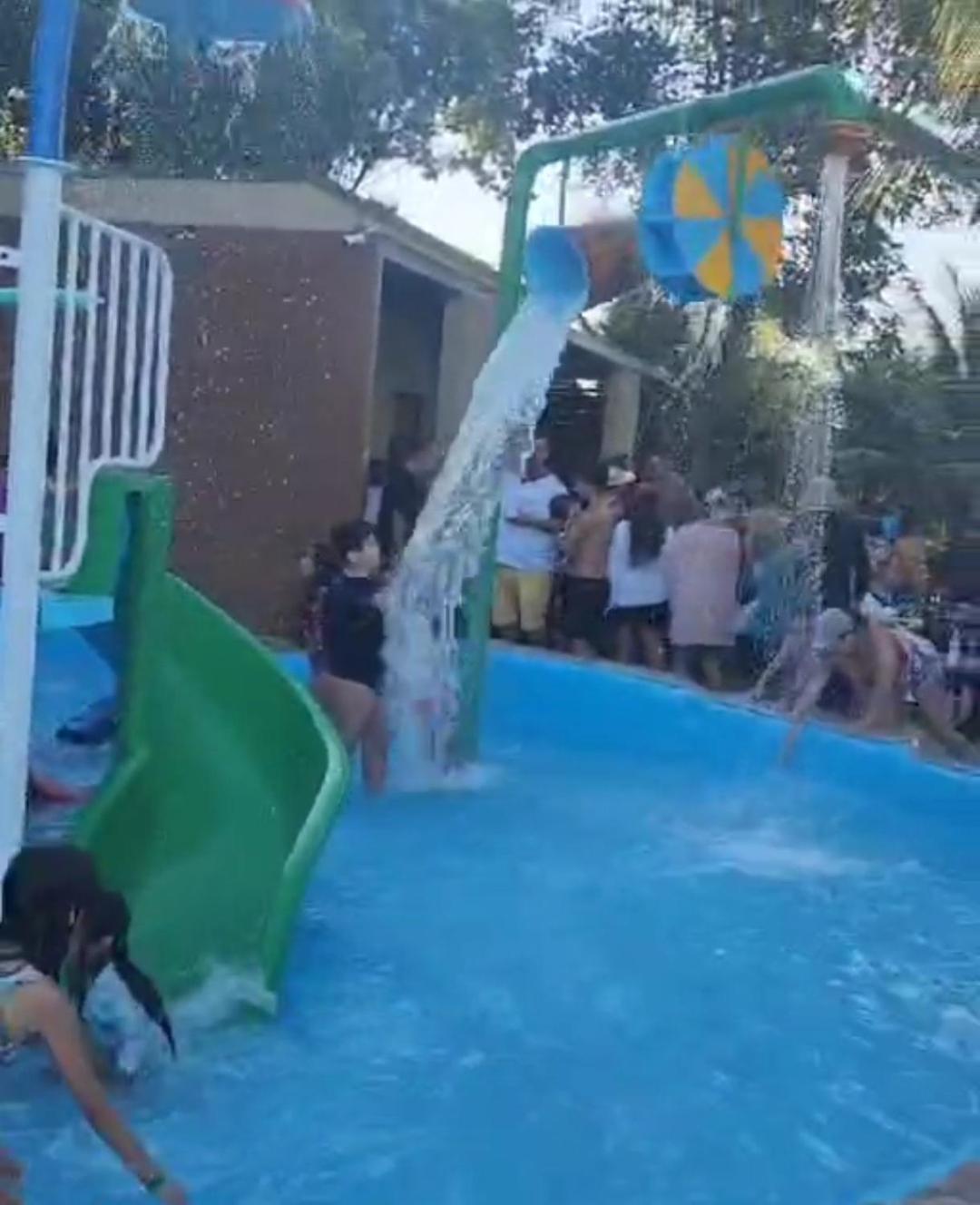 Aldeia Do Lago Caldas Novas Lindo Apt Com Cozinha Mobilia Nova Pode Levar Bebidas Na Area Das Piscinas Exteriör bild